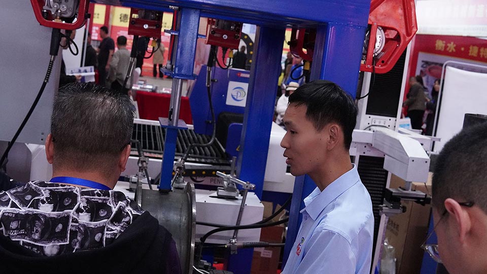 激光切割機行業(yè)展會